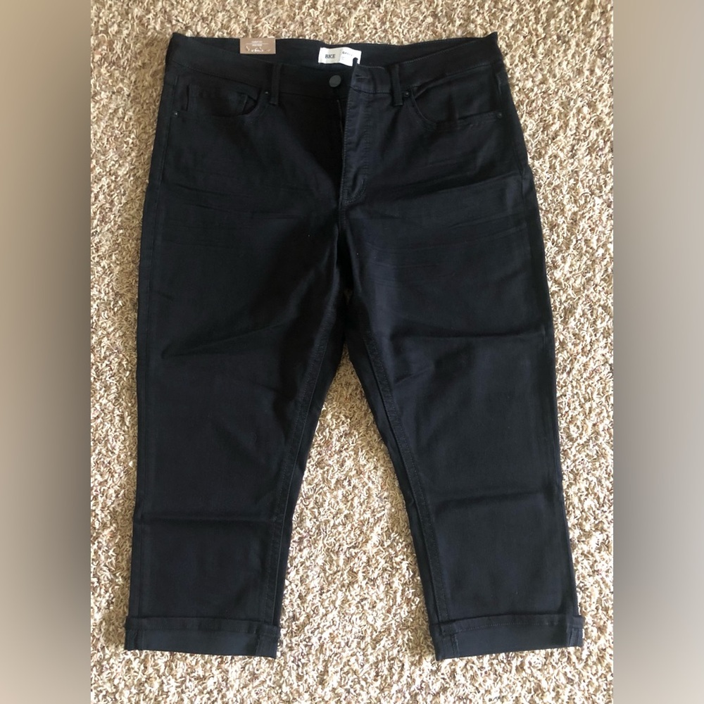 BKE Black Capri Jeans - Size 32